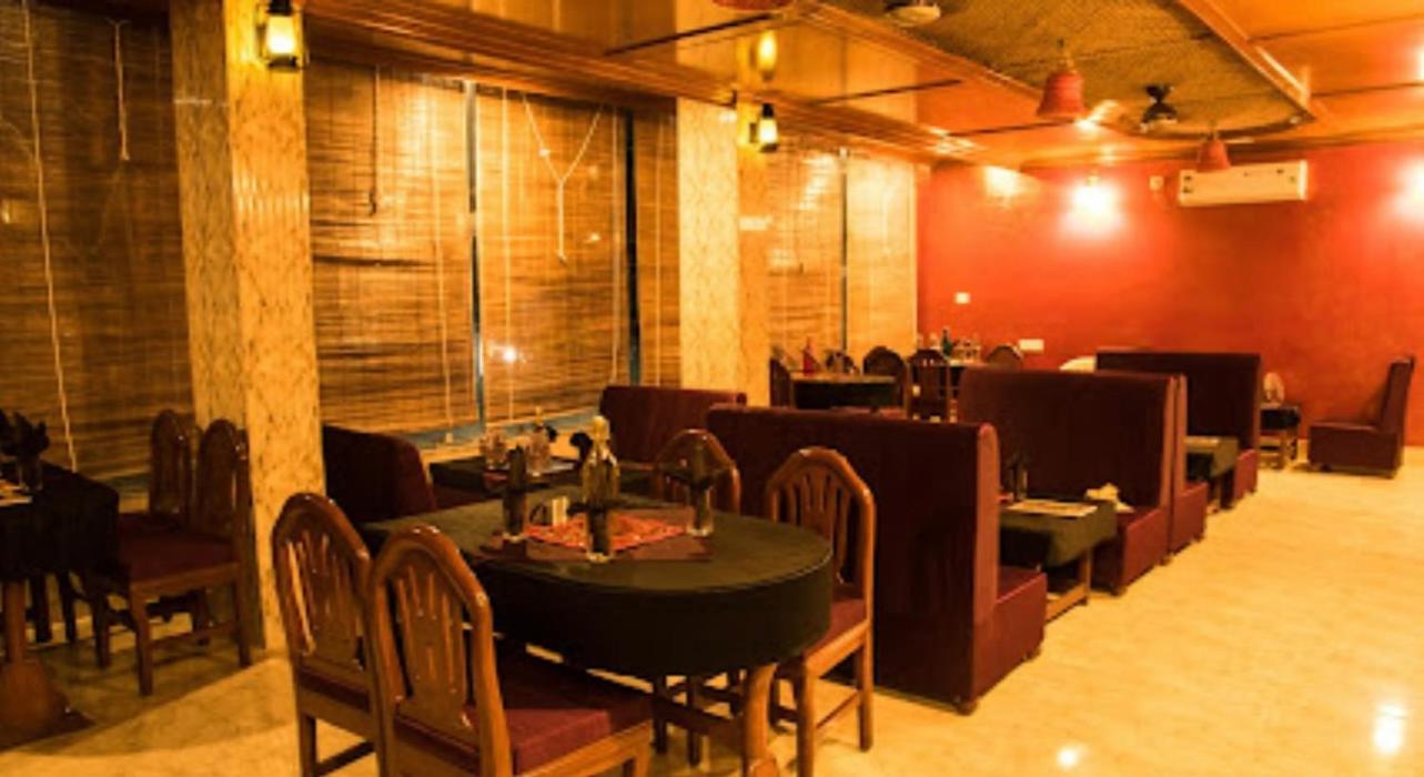 Hotel Devyog Sāgar Kültér fotó