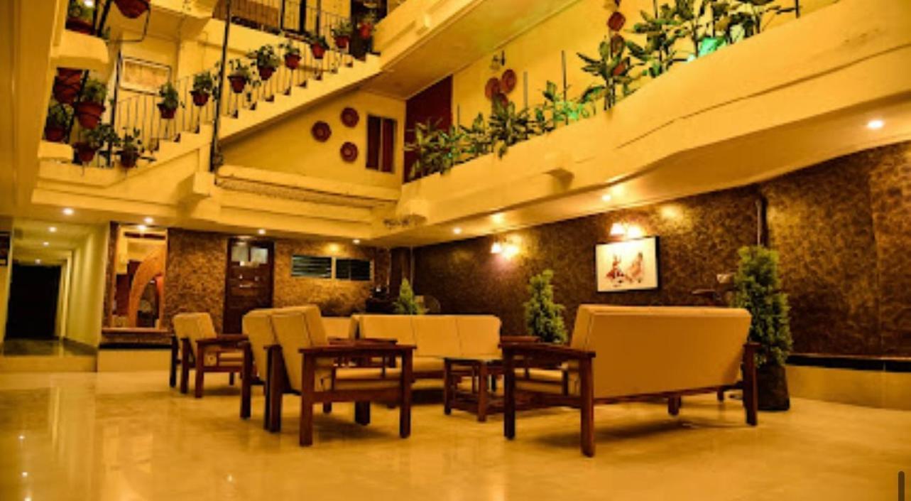 Hotel Devyog Sāgar Kültér fotó