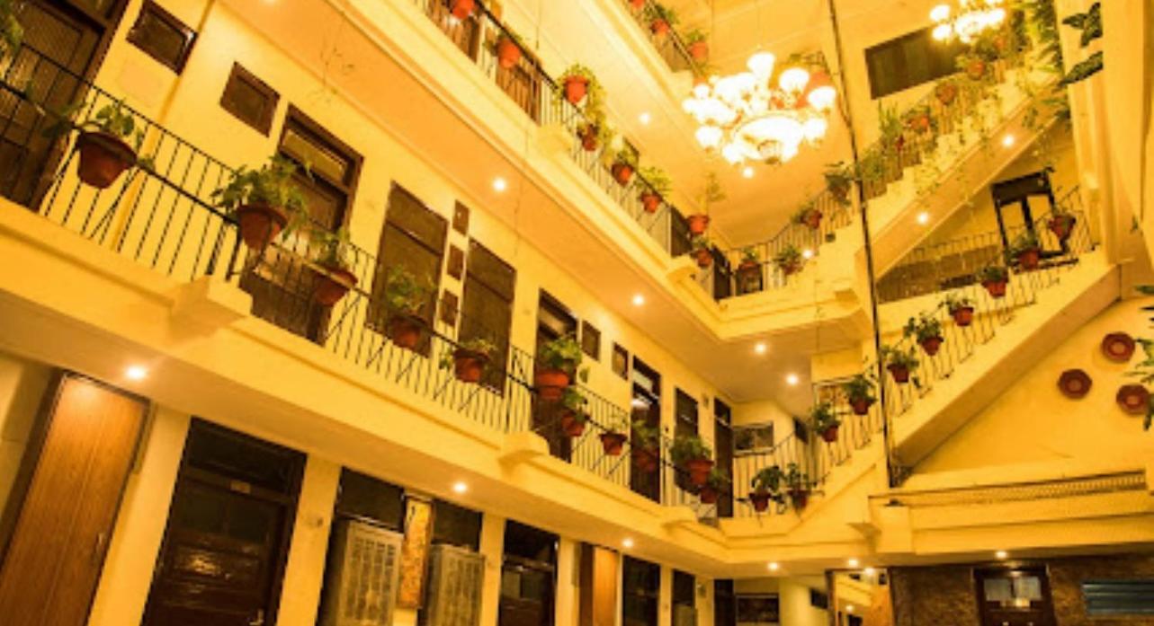 Hotel Devyog Sāgar Kültér fotó